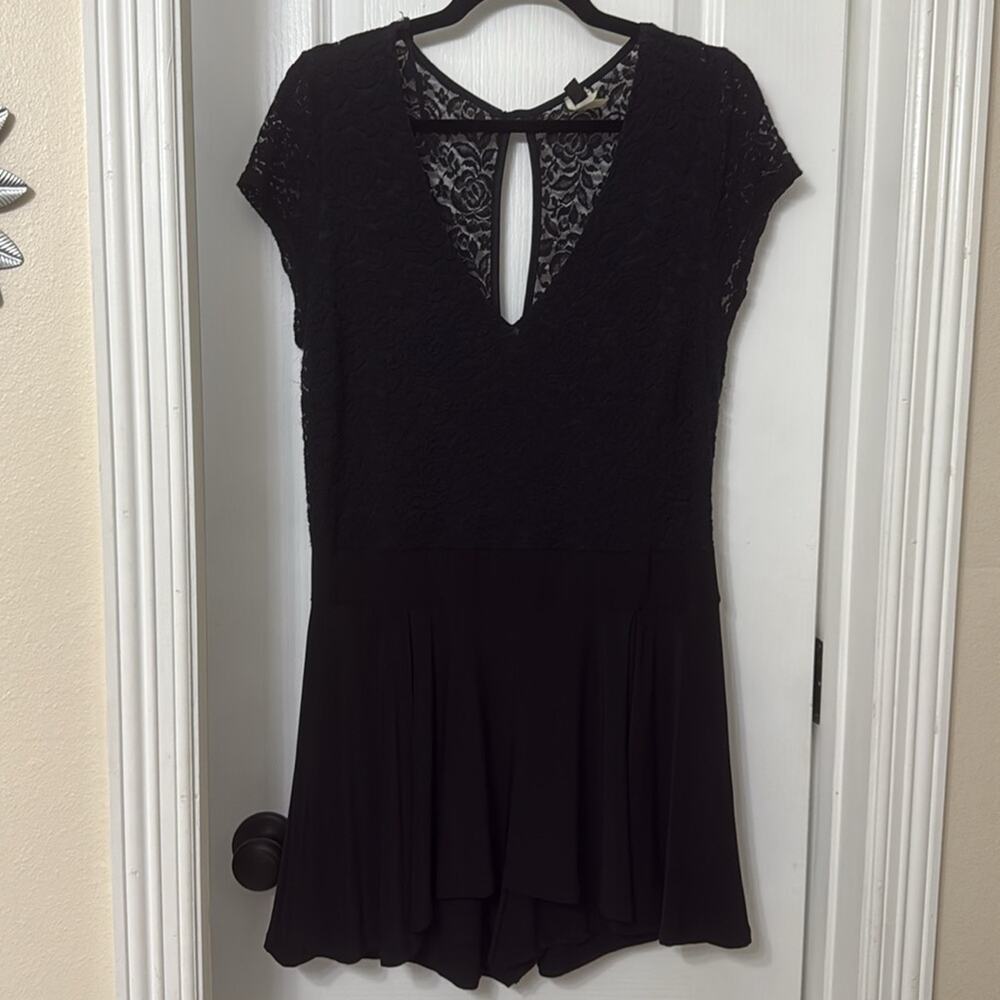 Banabee black lace dress size 16